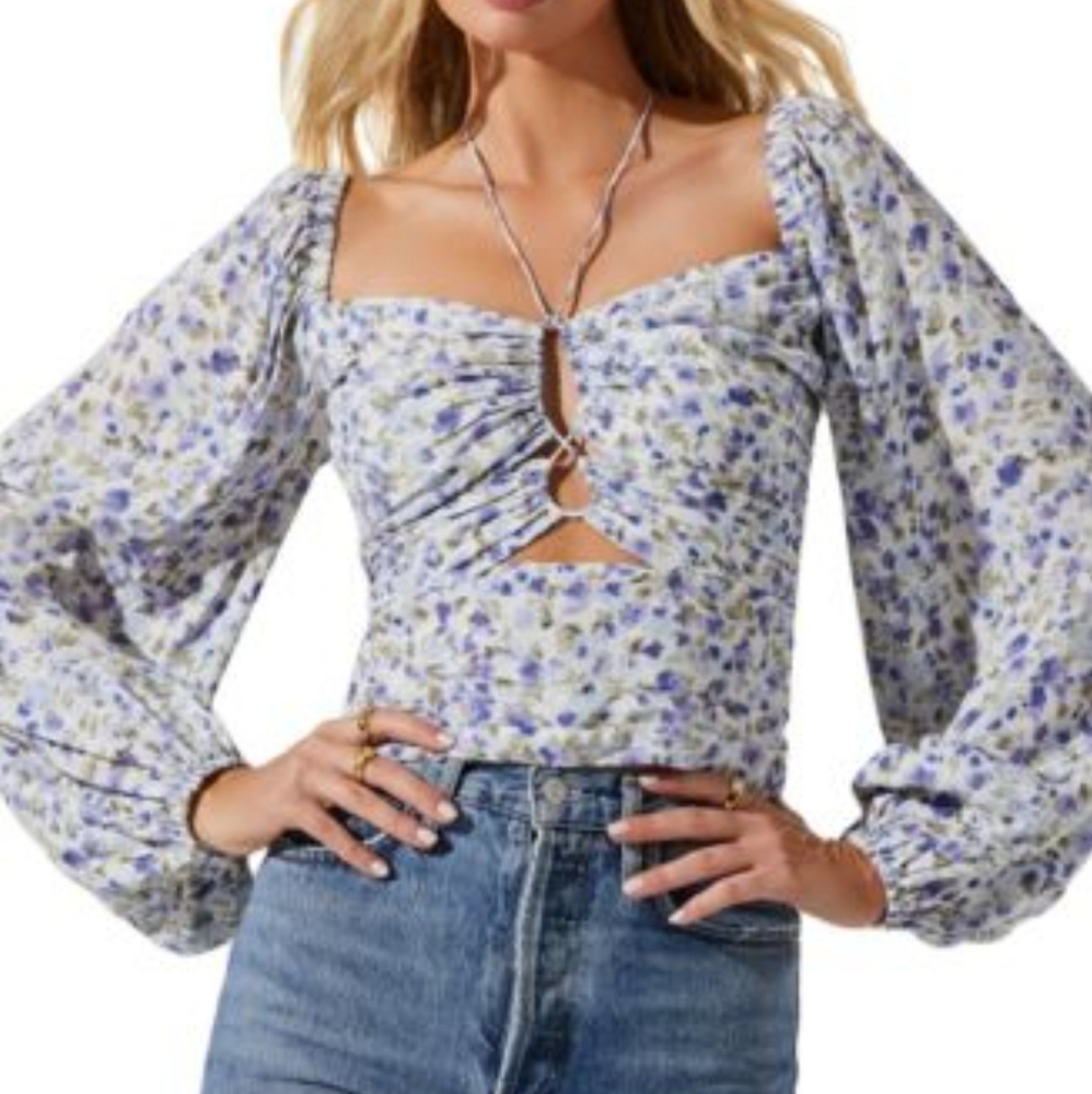 ASTR The Label Tivera Puff Long Sleeve Top Size Large Floral Tie Front